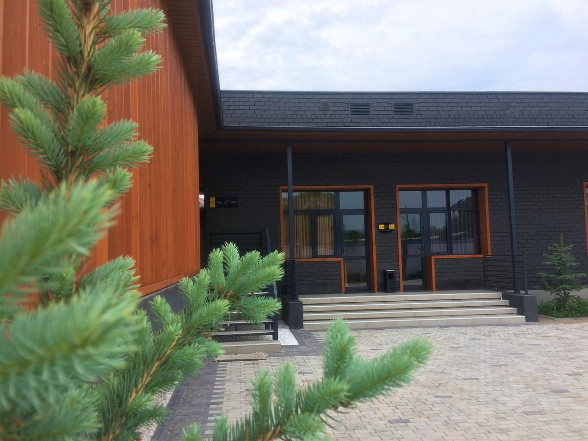 Concord Hotel Bishkek Exterior foto